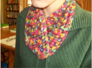 Button Eyelete Cowl Stitch